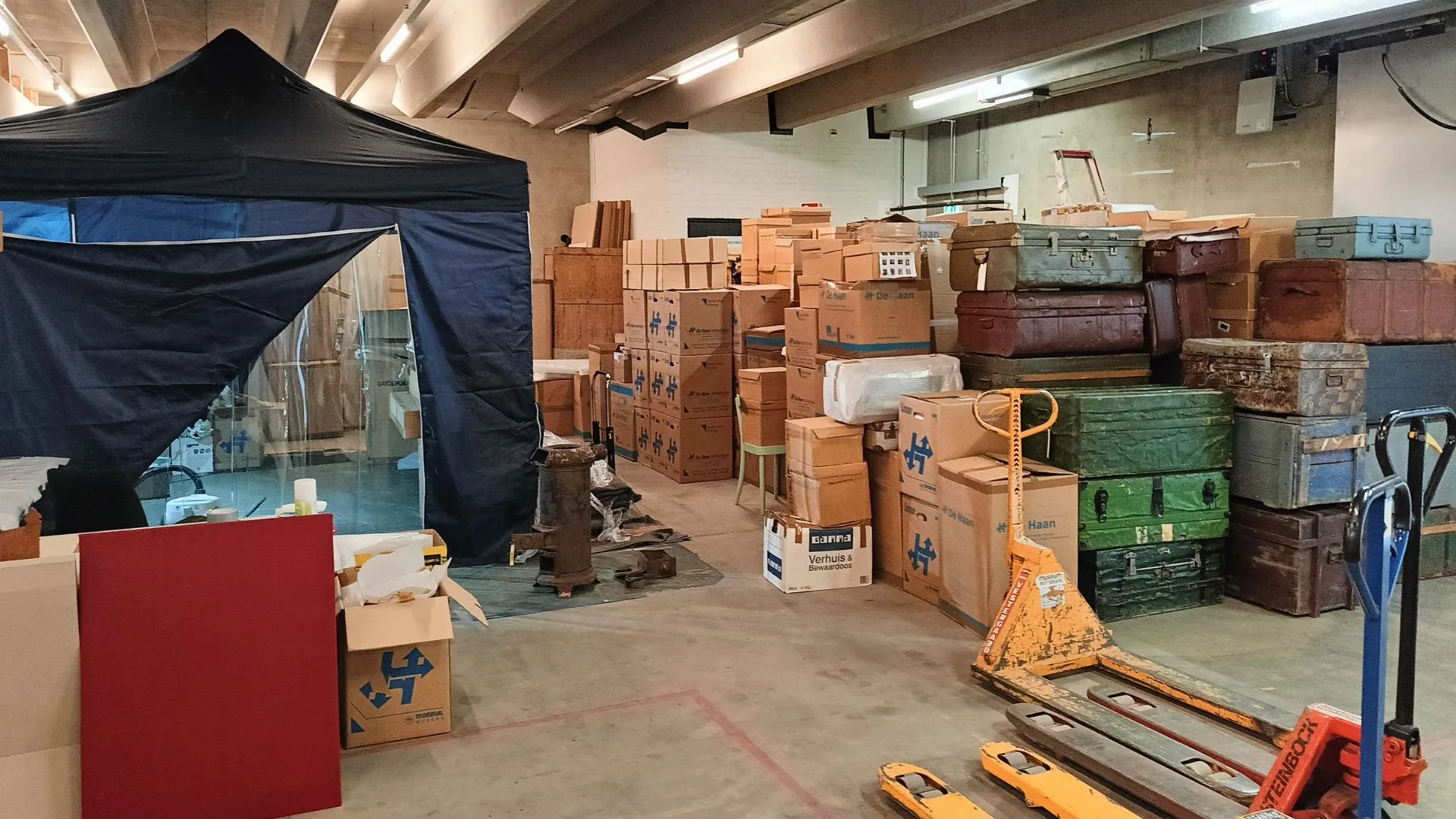 Tent, Cold turkey in het depot, museumcollectie, Museum Maluku