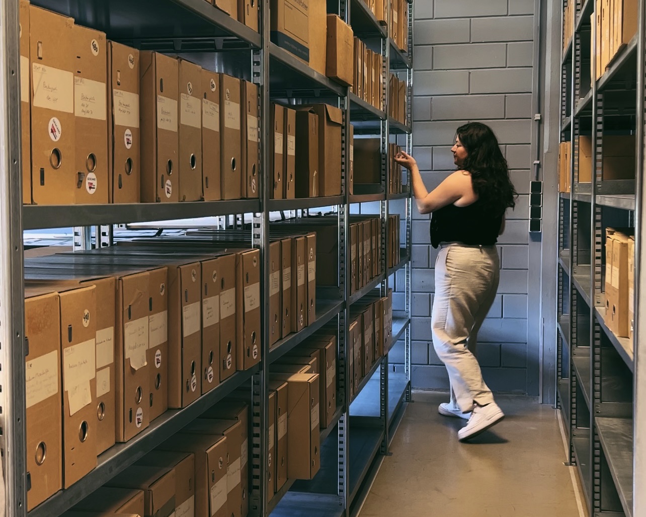 Archiefruimte, Caro Matulessya, Rotterdam, Museum Maluku, Archivaris