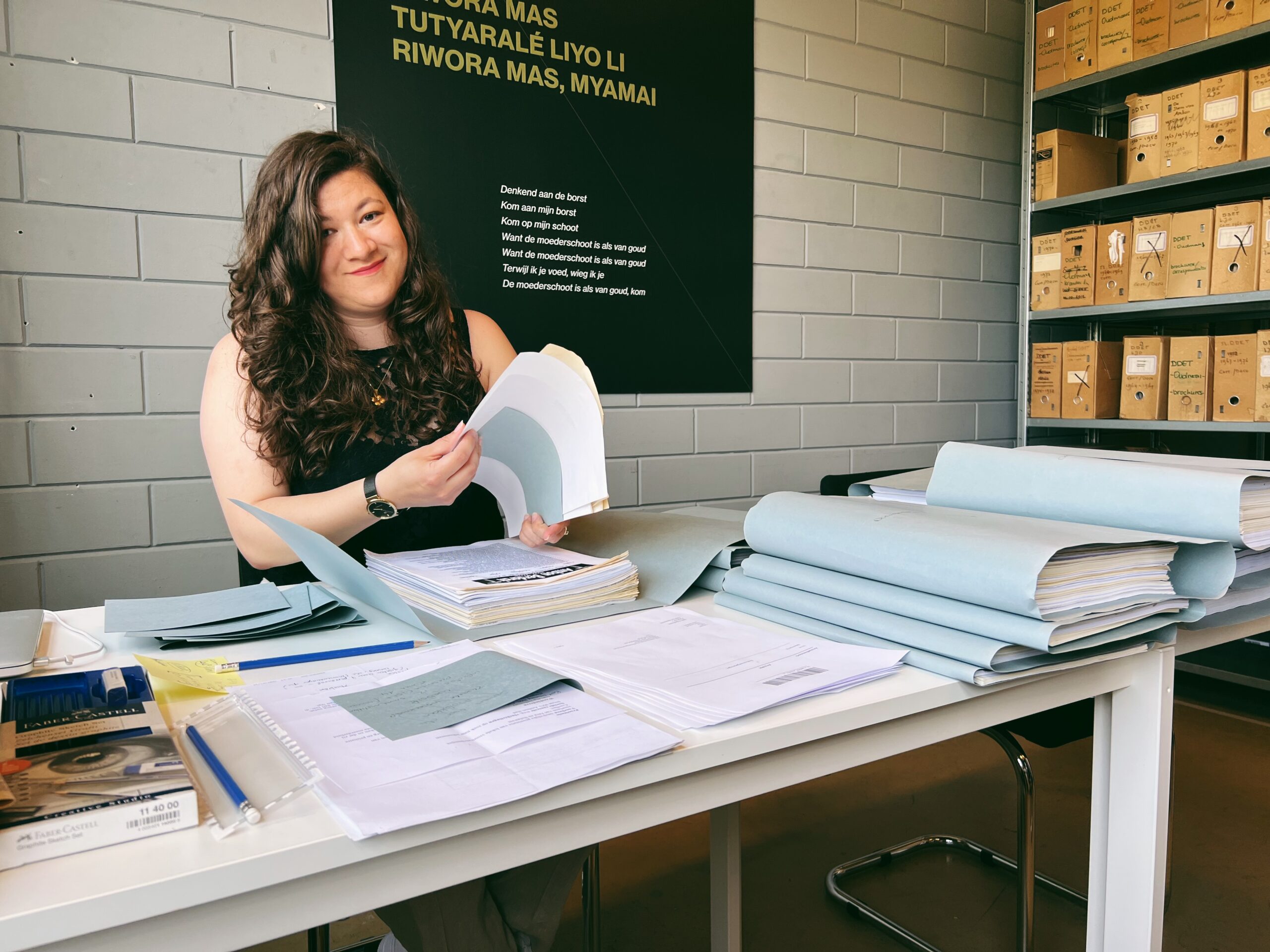 Archiefruimte, Caro Matulessya, Rotterdam, Museum Maluku, Archivaris